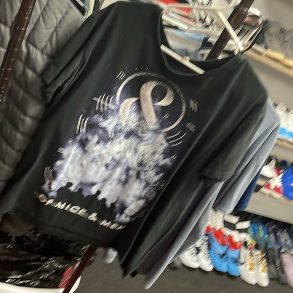 Of Mice and Men Band Black Graphic T-Shirt Size XL Concert Music Tour Used - Picture 2 of 10